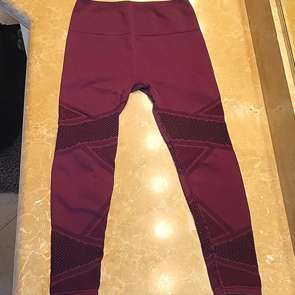 Fabletics Purple Lasercut Sport Tights, S - Picture 14 of 16